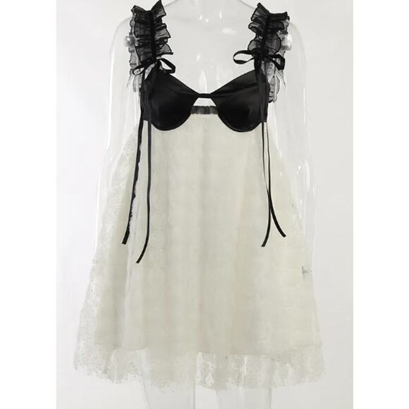 Chicgenes 3D Flower Dress Lace Mini Dress - Picture 5 of 6